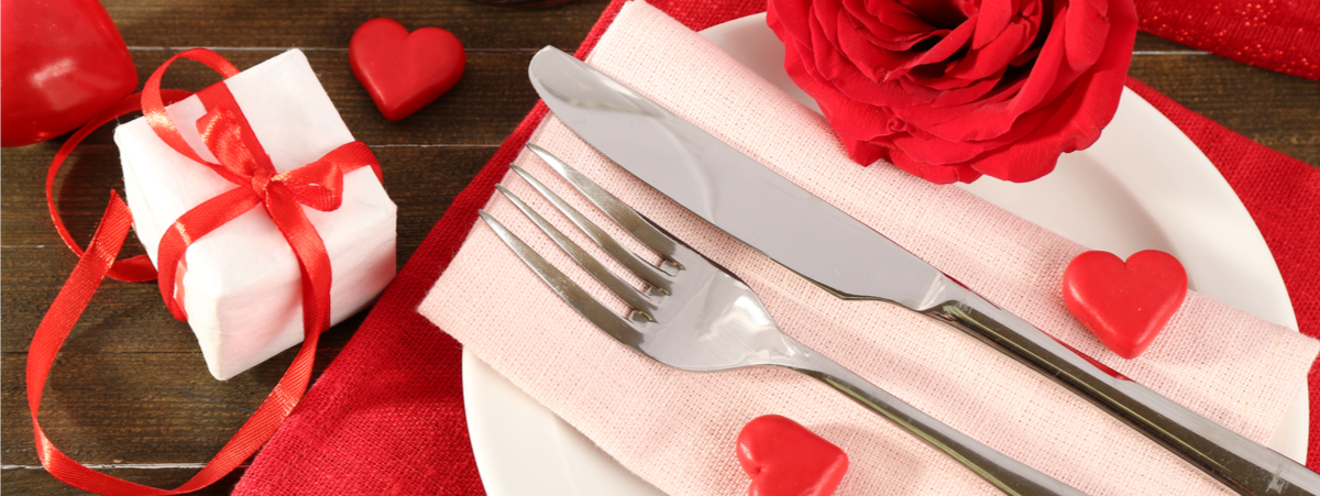 Decorare La Tavola Per San Valentino I Consigli Per Una Serata Romantica