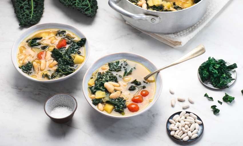 Minestrone con cavolo nero, variante toscana