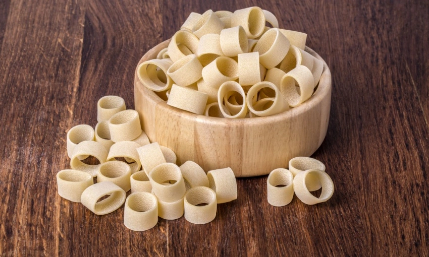 Calamarata, tipo di pasta particolare per preparare il piatto