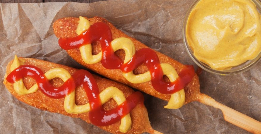 Corn dog con salse