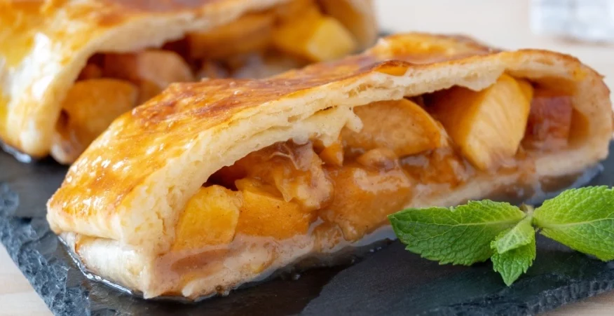 Strudel di pesche