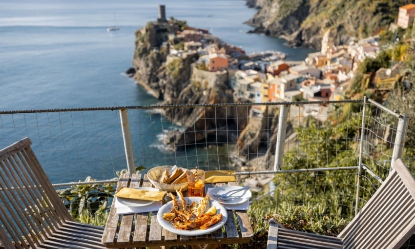 pranzo con vista sulle cinque terre