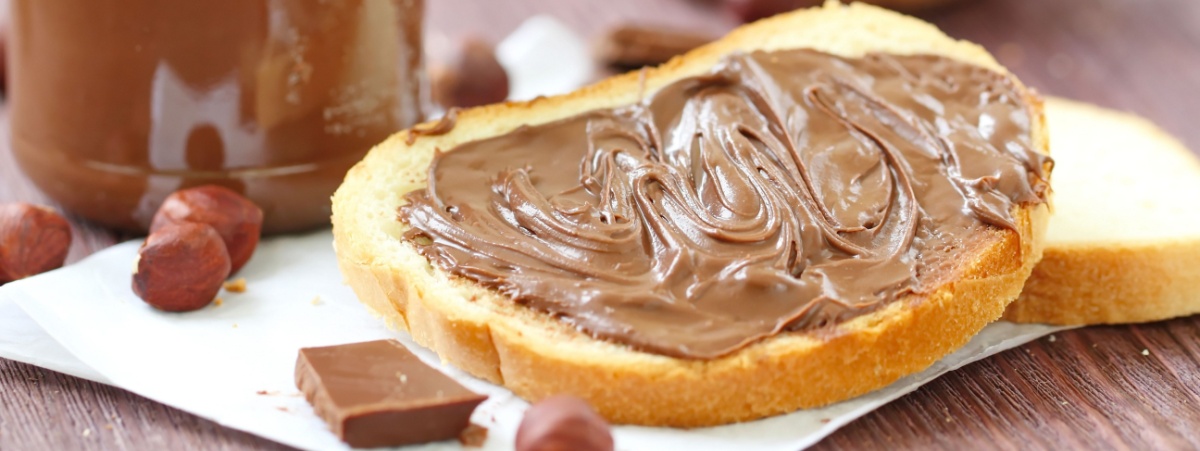 fetta di pane con nutella