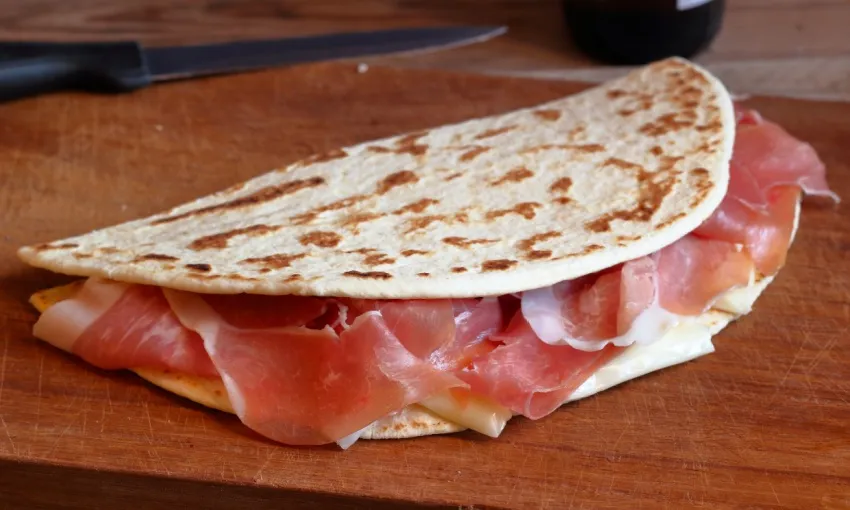 Piadina romagnola