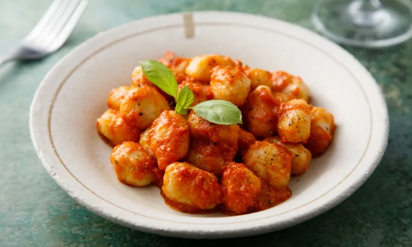 gnocchi di ceci al pomodoro