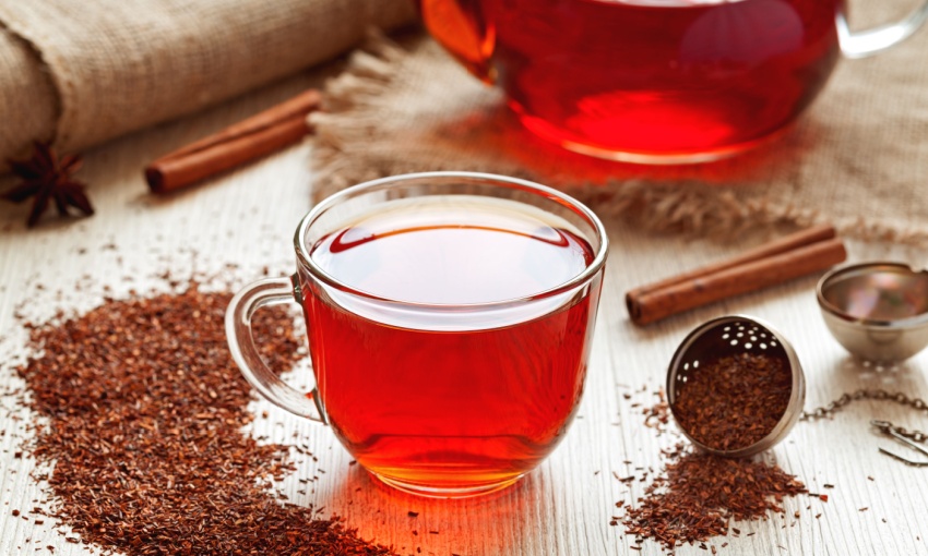 tazza di tè rooibos