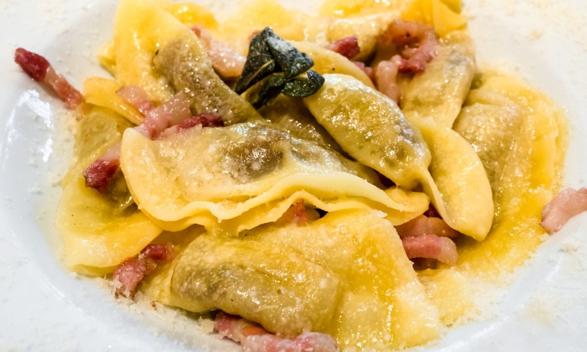 Casoncelli, pasta ripiena tipica di Bergamo e Brescia