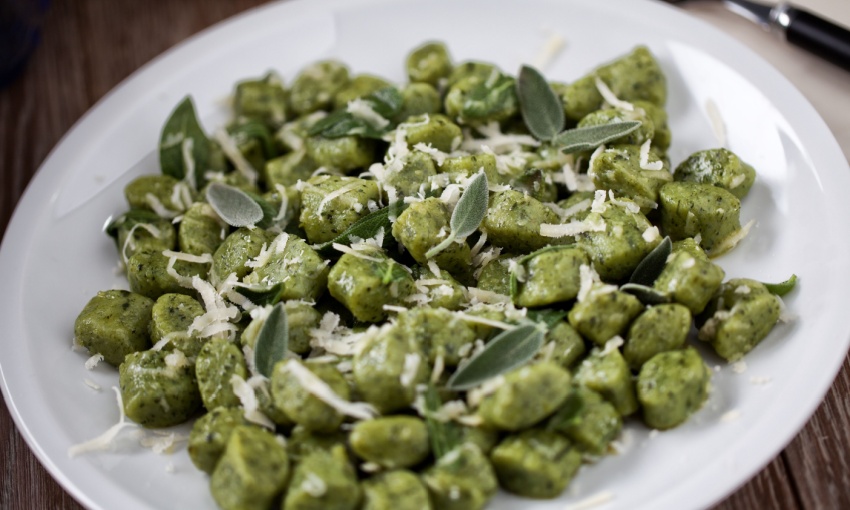 Gnocchi di broccoli con uova