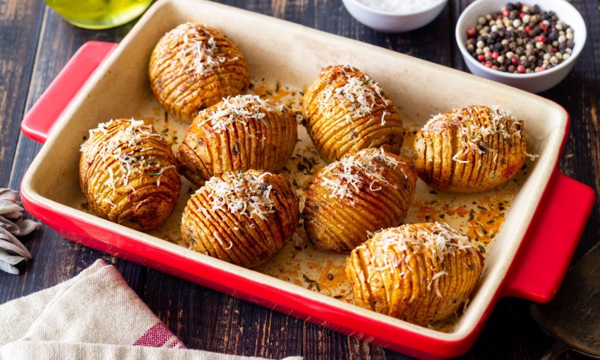 Pirofila con patate Hasselback