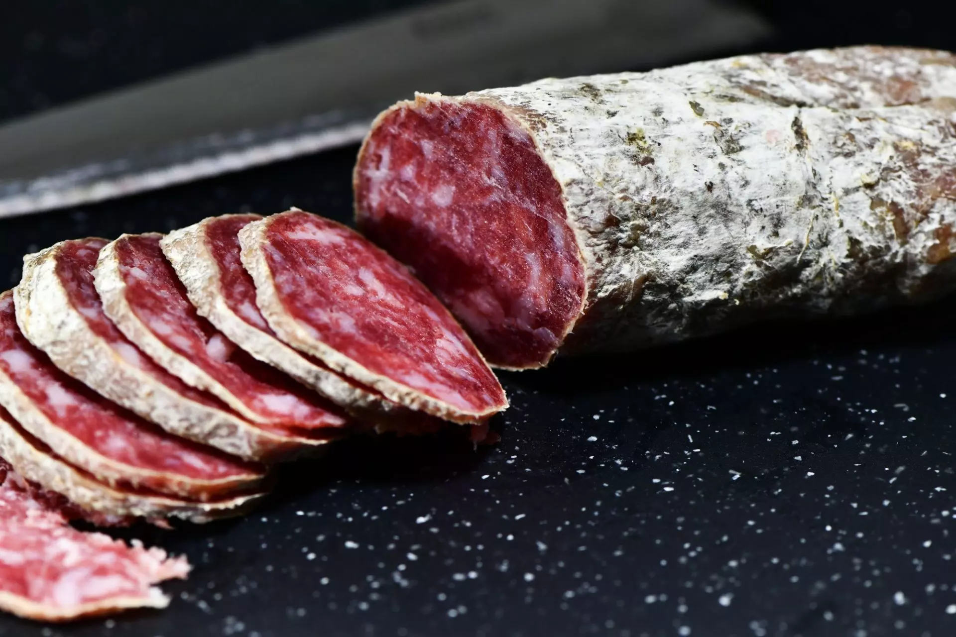 Salame felino, tipico della provincia di Parma